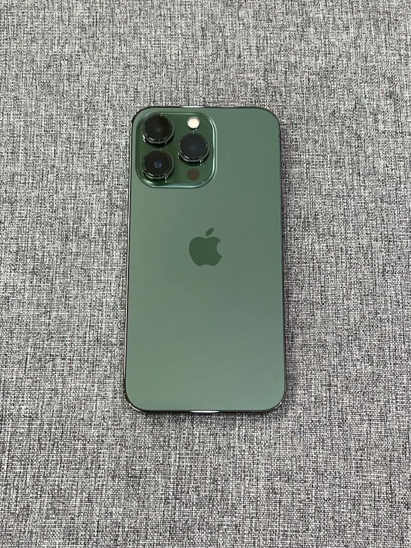 iPhone13苍岭绿是现货吗（iPhone13苍岭绿首发费用）